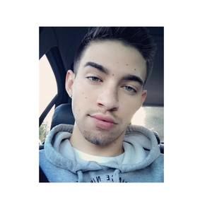 Meet your Posher, Deven